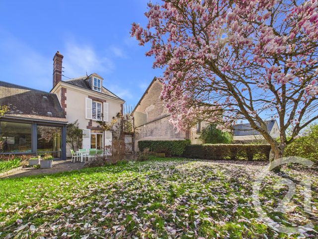 maison à vendre - 8 pièces - 246.1 m2 - CHARTRES - 28 - CENTRE - Century 21 Maitrejean Immobilier