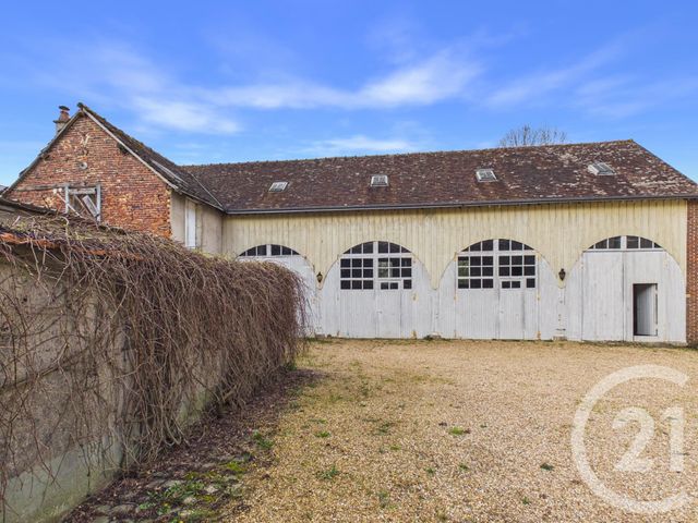maison à vendre - 8 pièces - 246.1 m2 - CHARTRES - 28 - CENTRE - Century 21 Maitrejean Immobilier