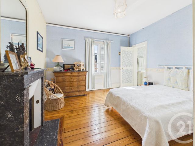 maison à vendre - 8 pièces - 246.1 m2 - CHARTRES - 28 - CENTRE - Century 21 Maitrejean Immobilier