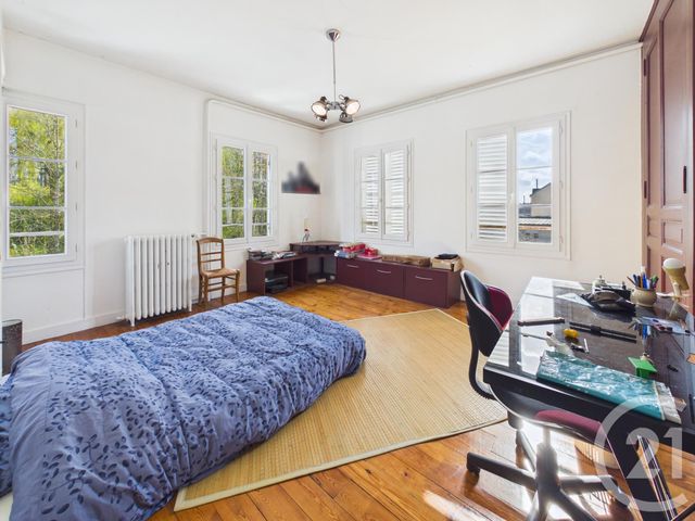 maison à vendre - 8 pièces - 246.1 m2 - CHARTRES - 28 - CENTRE - Century 21 Maitrejean Immobilier