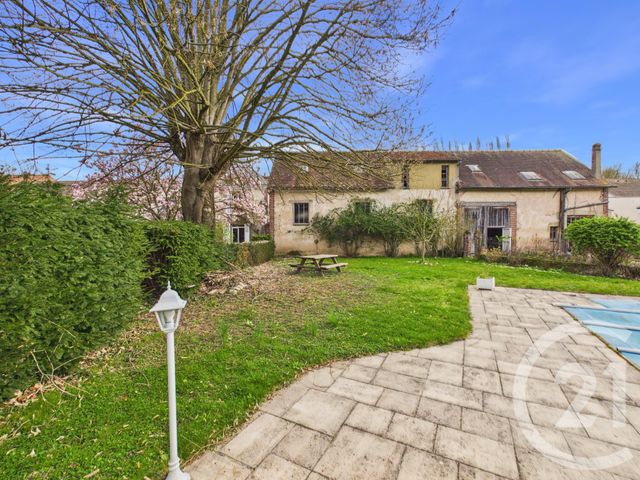 maison à vendre - 8 pièces - 246.1 m2 - CHARTRES - 28 - CENTRE - Century 21 Maitrejean Immobilier