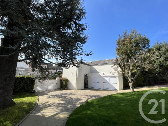 maison à vendre - 6 pièces - 207.0 m2 - CHARTRES - 28 - CENTRE - Century 21 Maitrejean Immobilier