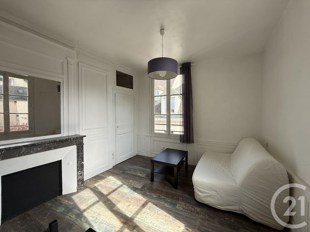 Appartement Studio à louer - 1 pièce - 22.19 m2 - CHARTRES - 28 - CENTRE - Century 21 Maitrejean Immobilier
