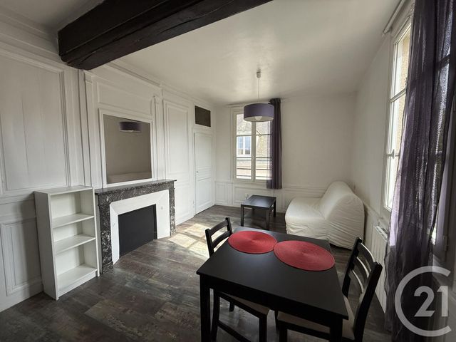 Appartement Studio à louer - 1 pièce - 22.19 m2 - CHARTRES - 28 - CENTRE - Century 21 Maitrejean Immobilier