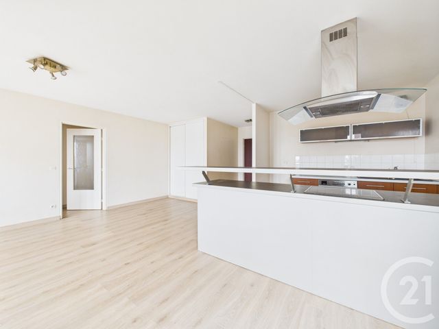 Appartement T2 à vendre - 2 pièces - 61.86 m2 - CHARTRES - 28 - CENTRE - Century 21 Maitrejean Immobilier