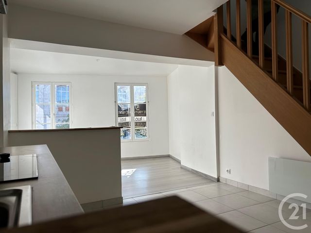Appartement F1 à louer - 3 pièces - 50.29 m2 - CHARTRES - 28 - CENTRE - Century 21 Maitrejean Immobilier