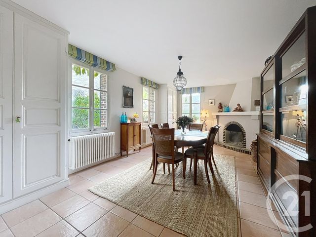 maison à vendre - 9 pièces - 212.0 m2 - CHARTRES - 28 - CENTRE - Century 21 Maitrejean Immobilier