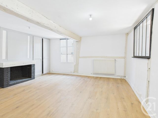 Appartement F3 bis à vendre - 4 pièces - 87.7 m2 - CHARTRES - 28 - CENTRE - Century 21 Maitrejean Immobilier