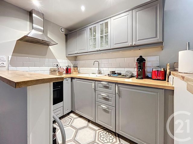 Appartement F2 à vendre - 2 pièces - 53.54 m2 - CHARTRES - 28 - CENTRE - Century 21 Maitrejean Immobilier