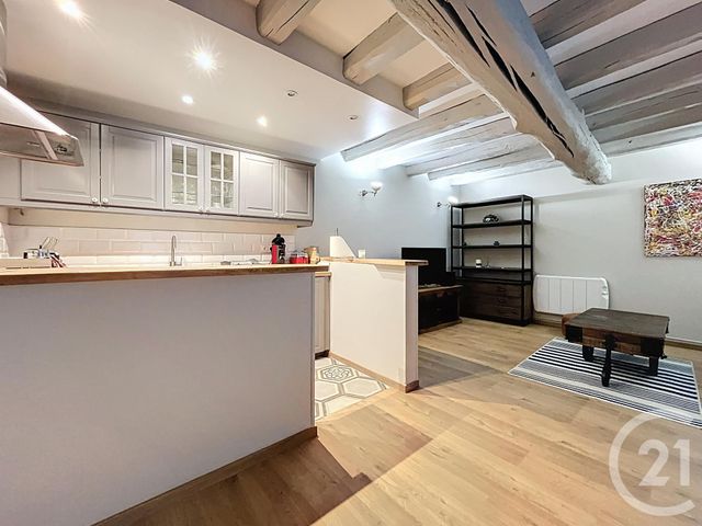 Appartement F2 à vendre - 2 pièces - 53.54 m2 - CHARTRES - 28 - CENTRE - Century 21 Maitrejean Immobilier