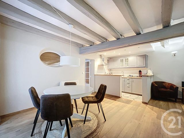 Appartement F2 à vendre - 2 pièces - 53.54 m2 - CHARTRES - 28 - CENTRE - Century 21 Maitrejean Immobilier
