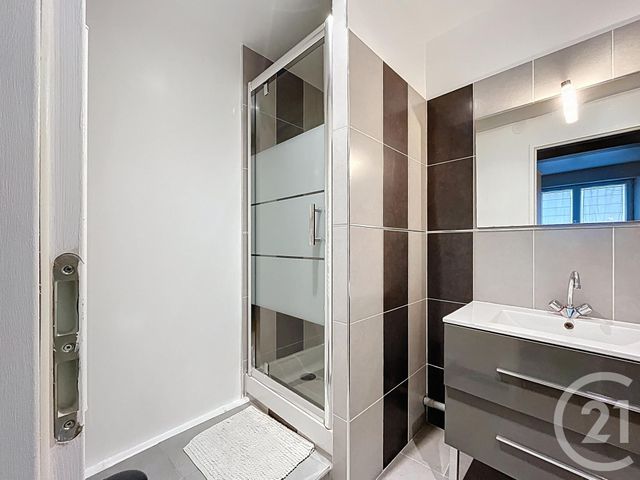 Appartement F2 à vendre - 2 pièces - 53.54 m2 - CHARTRES - 28 - CENTRE - Century 21 Maitrejean Immobilier