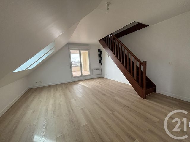 Appartement F2 à louer - 2 pièces - 47.1 m2 - CHARTRES - 28 - CENTRE - Century 21 Maitrejean Immobilier