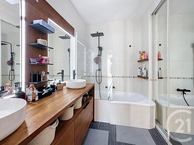 Appartement Duplex à vendre - 5 pièces - 133.0 m2 - CHARTRES - 28 - CENTRE - Century 21 Maitrejean Immobilier