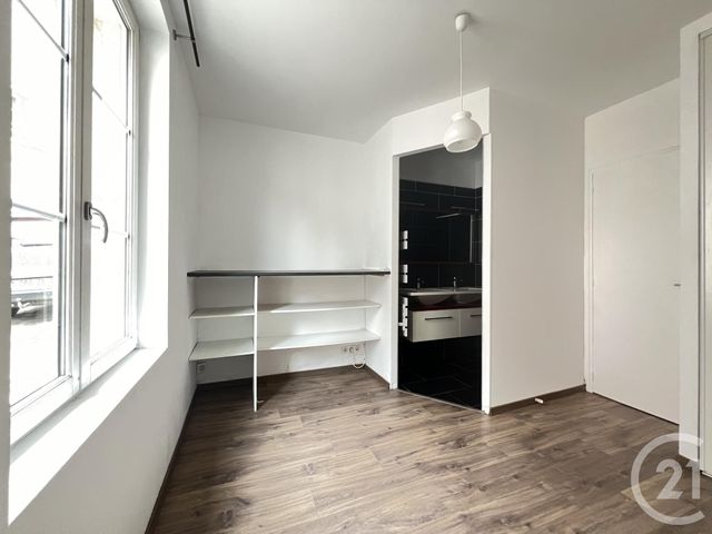 Appartement T2 à vendre - 2 pièces - 36.02 m2 - CHARTRES - 28 - CENTRE - Century 21 Maitrejean Immobilier