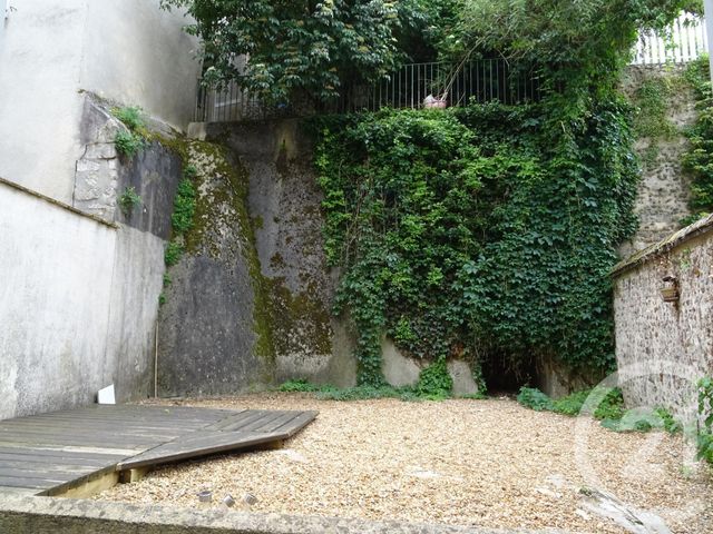 Appartement T2 à vendre - 2 pièces - 36.02 m2 - CHARTRES - 28 - CENTRE - Century 21 Maitrejean Immobilier