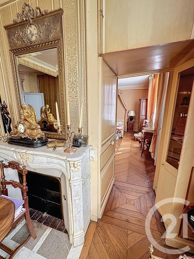 Appartement F4 à vendre - 5 pièces - 111.05 m2 - CHARTRES - 28 - CENTRE - Century 21 Maitrejean Immobilier