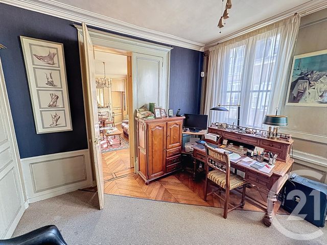 Appartement F4 à vendre - 5 pièces - 111.05 m2 - CHARTRES - 28 - CENTRE - Century 21 Maitrejean Immobilier