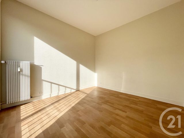 Appartement F3 à louer - 3 pièces - 75.04 m2 - CHARTRES - 28 - CENTRE - Century 21 Maitrejean Immobilier