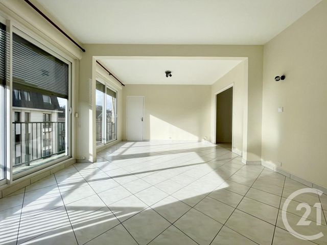 Appartement F3 à louer - 3 pièces - 75.04 m2 - CHARTRES - 28 - CENTRE - Century 21 Maitrejean Immobilier