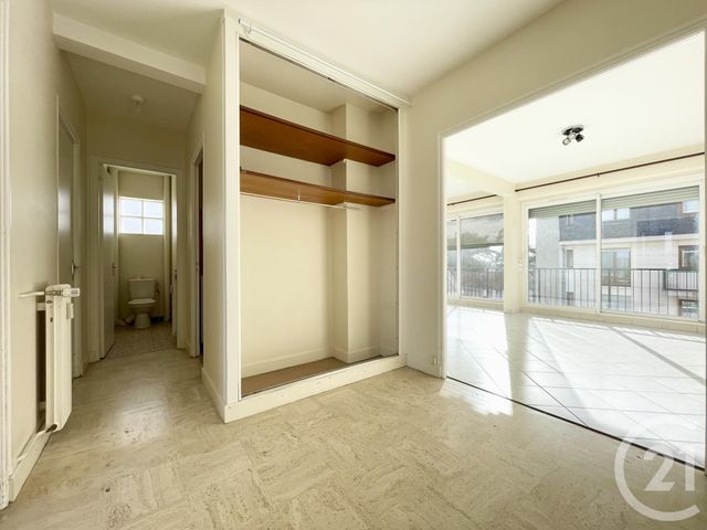 Appartement F3 à louer - 3 pièces - 75.04 m2 - CHARTRES - 28 - CENTRE - Century 21 Maitrejean Immobilier