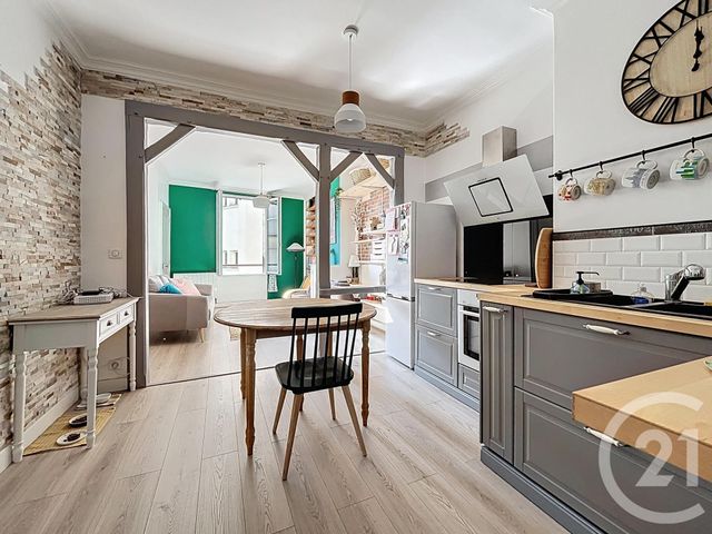 Appartement F2 à vendre - 2 pièces - 49.92 m2 - CHARTRES - 28 - CENTRE - Century 21 Maitrejean Immobilier