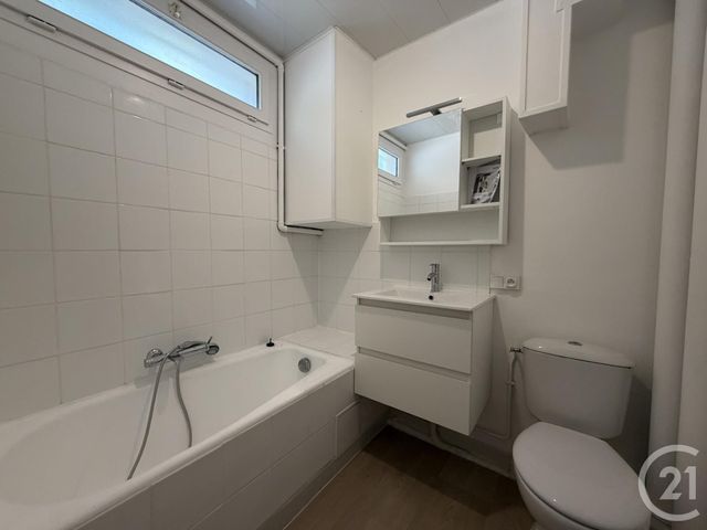 Appartement F2 à louer - 2 pièces - 46.63 m2 - CHARTRES - 28 - CENTRE - Century 21 Maitrejean Immobilier