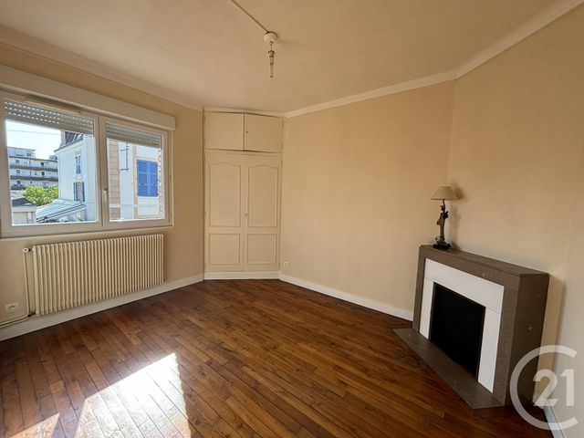 Appartement F3 à louer - 2 pièces - 41.54 m2 - CHARTRES - 28 - CENTRE - Century 21 Maitrejean Immobilier