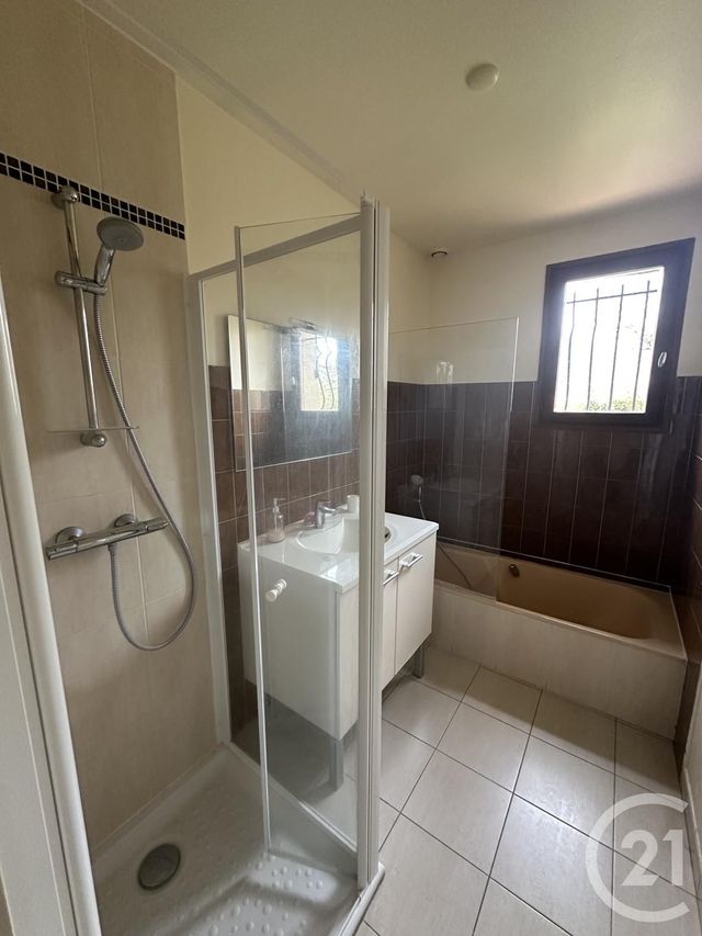 maison à louer - 4 pièces - 111.57 m2 - CHARTRES - 28 - CENTRE - Century 21 Maitrejean Immobilier