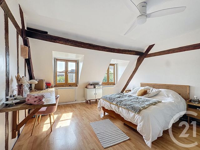 Appartement F4 à vendre - 4 pièces - 84.0 m2 - CHARTRES - 28 - CENTRE - Century 21 Maitrejean Immobilier