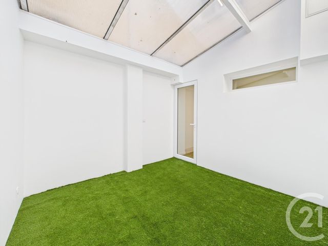 Appartement T1 à vendre - 1 pièce - 43.85 m2 - CHARTRES - 28 - CENTRE - Century 21 Maitrejean Immobilier