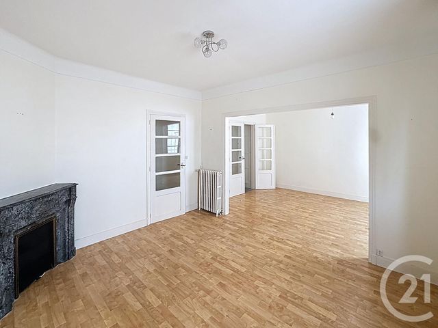 Appartement F2 à vendre - 3 pièces - 66.0 m2 - CHARTRES - 28 - CENTRE - Century 21 Maitrejean Immobilier