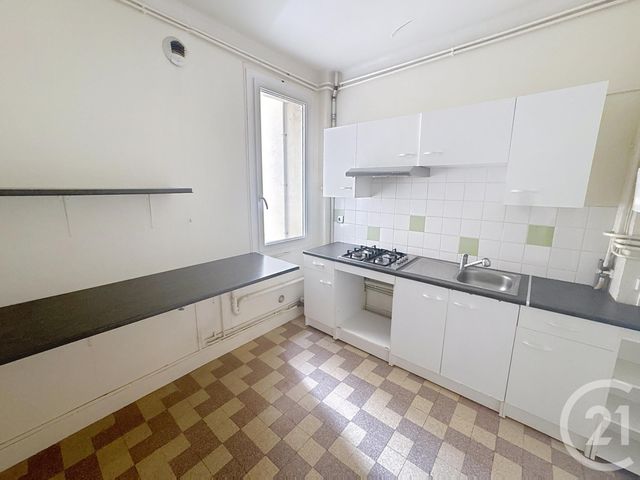 Appartement F2 à vendre - 3 pièces - 66.0 m2 - CHARTRES - 28 - CENTRE - Century 21 Maitrejean Immobilier