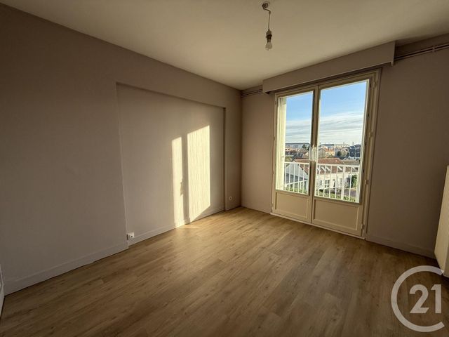 Appartement F3 à louer - 3 pièces - 62.45 m2 - LUCE - 28 - CENTRE - Century 21 Maitrejean Immobilier