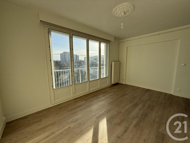 Appartement F3 à louer - 3 pièces - 62.45 m2 - LUCE - 28 - CENTRE - Century 21 Maitrejean Immobilier