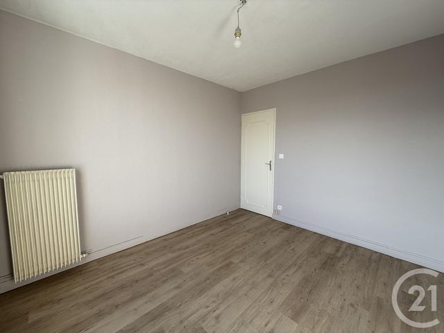 Appartement F3 à louer - 3 pièces - 62.45 m2 - LUCE - 28 - CENTRE - Century 21 Maitrejean Immobilier