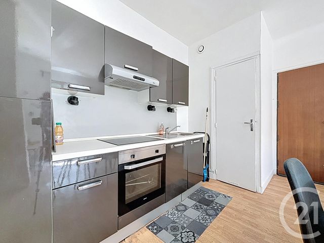 Appartement F2 à vendre - 2 pièces - 35.67 m2 - CHARTRES - 28 - CENTRE - Century 21 Maitrejean Immobilier