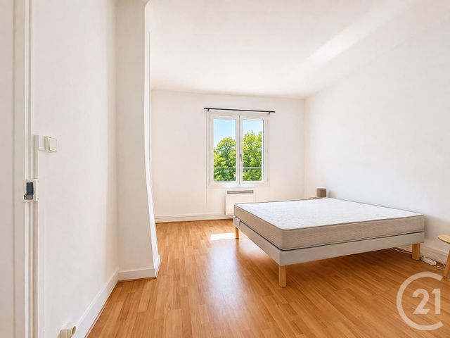Appartement F2 à vendre - 2 pièces - 35.67 m2 - CHARTRES - 28 - CENTRE - Century 21 Maitrejean Immobilier