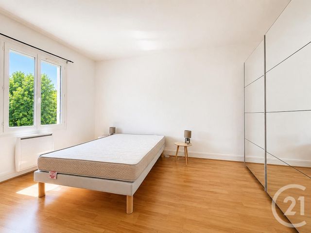 Appartement F2 à vendre - 2 pièces - 35.67 m2 - CHARTRES - 28 - CENTRE - Century 21 Maitrejean Immobilier