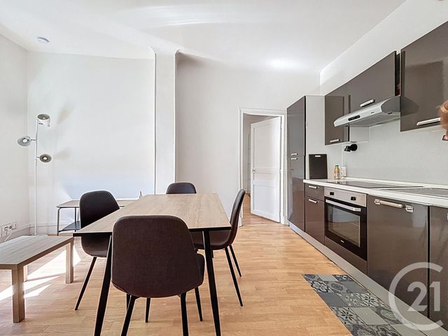 Appartement F2 à vendre - 2 pièces - 35.67 m2 - CHARTRES - 28 - CENTRE - Century 21 Maitrejean Immobilier