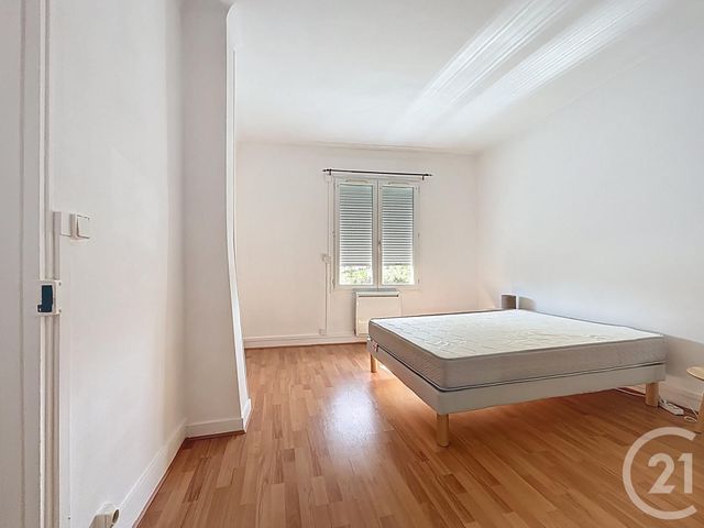 Appartement F2 à vendre - 2 pièces - 35.67 m2 - CHARTRES - 28 - CENTRE - Century 21 Maitrejean Immobilier