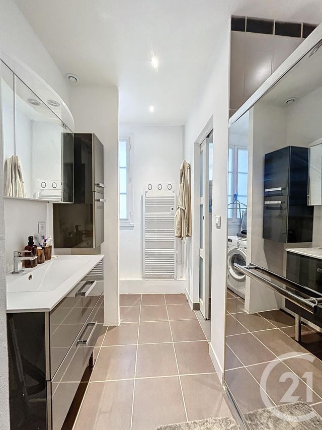 Afficher la photo en grand Appartement F3 à vendre - 2 pièces - 62.0 m2 - CHARTRES - 28 - CENTRE - Century 21 Maitrejean Immobilier