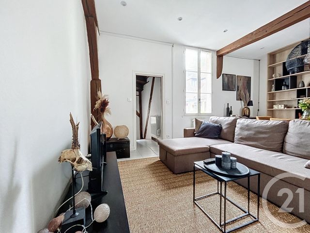 Afficher la photo en grand Appartement F3 à vendre - 2 pièces - 62.0 m2 - CHARTRES - 28 - CENTRE - Century 21 Maitrejean Immobilier