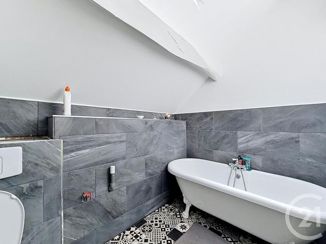 maison à vendre - 5 pièces - 146.0 m2 - CHARTRES - 28 - CENTRE - Century 21 Maitrejean Immobilier