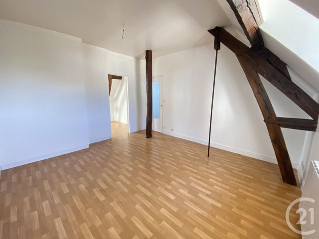Appartement F2 à louer - 2 pièces - 39.8 m2 - CHARTRES - 28 - CENTRE - Century 21 Maitrejean Immobilier