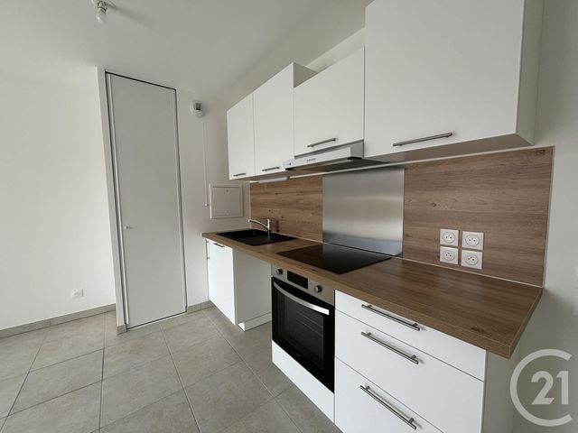 Appartement F3 à louer - 3 pièces - 58.94 m2 - LE COUDRAY - 28 - CENTRE - Century 21 Maitrejean Immobilier