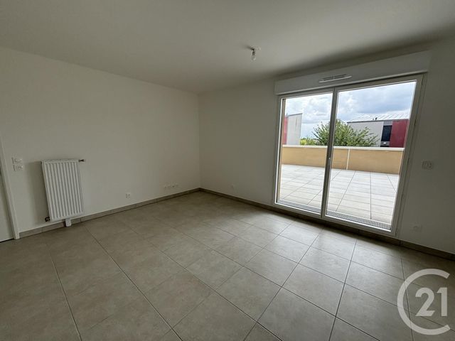 Appartement F3 à louer - 3 pièces - 58.94 m2 - LE COUDRAY - 28 - CENTRE - Century 21 Maitrejean Immobilier