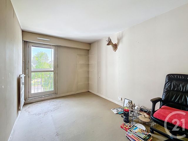 Appartement F5 à vendre - 5 pièces - 91.22 m2 - CHARTRES - 28 - CENTRE - Century 21 Maitrejean Immobilier