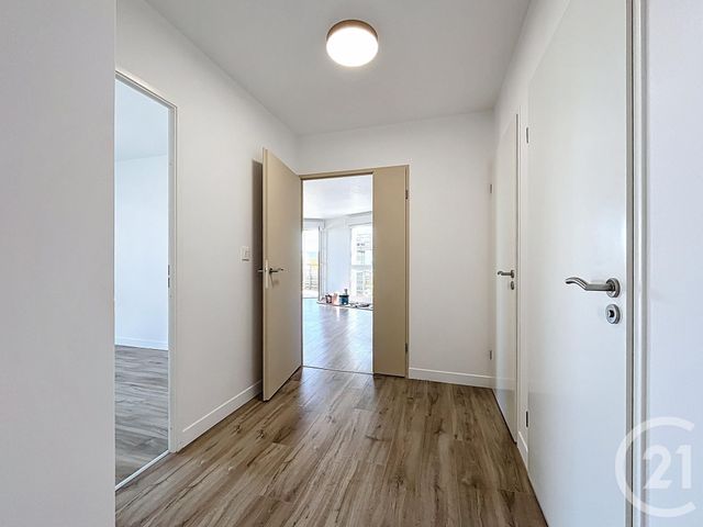 Appartement F3 à vendre - 3 pièces - 64.7 m2 - CHARTRES - 28 - CENTRE - Century 21 Maitrejean Immobilier