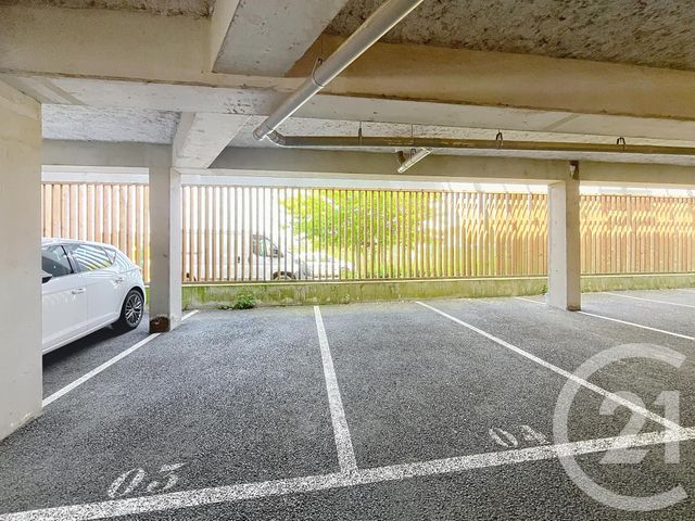 Appartement F3 à vendre - 3 pièces - 64.7 m2 - CHARTRES - 28 - CENTRE - Century 21 Maitrejean Immobilier